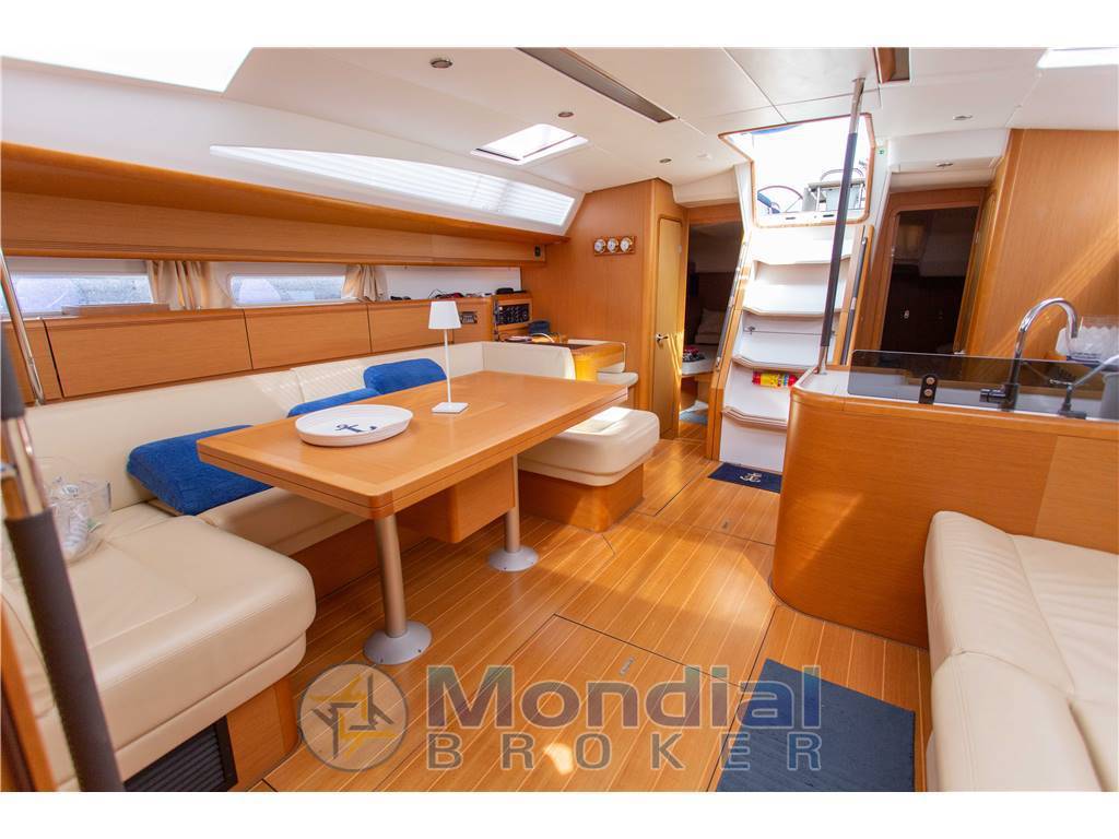 Jeanneau 53