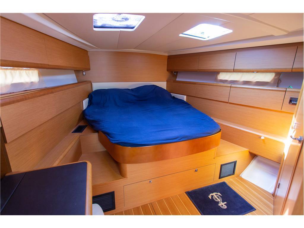 Jeanneau 53
