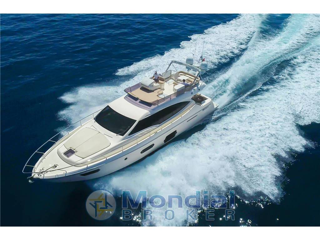 Ferretti 560
