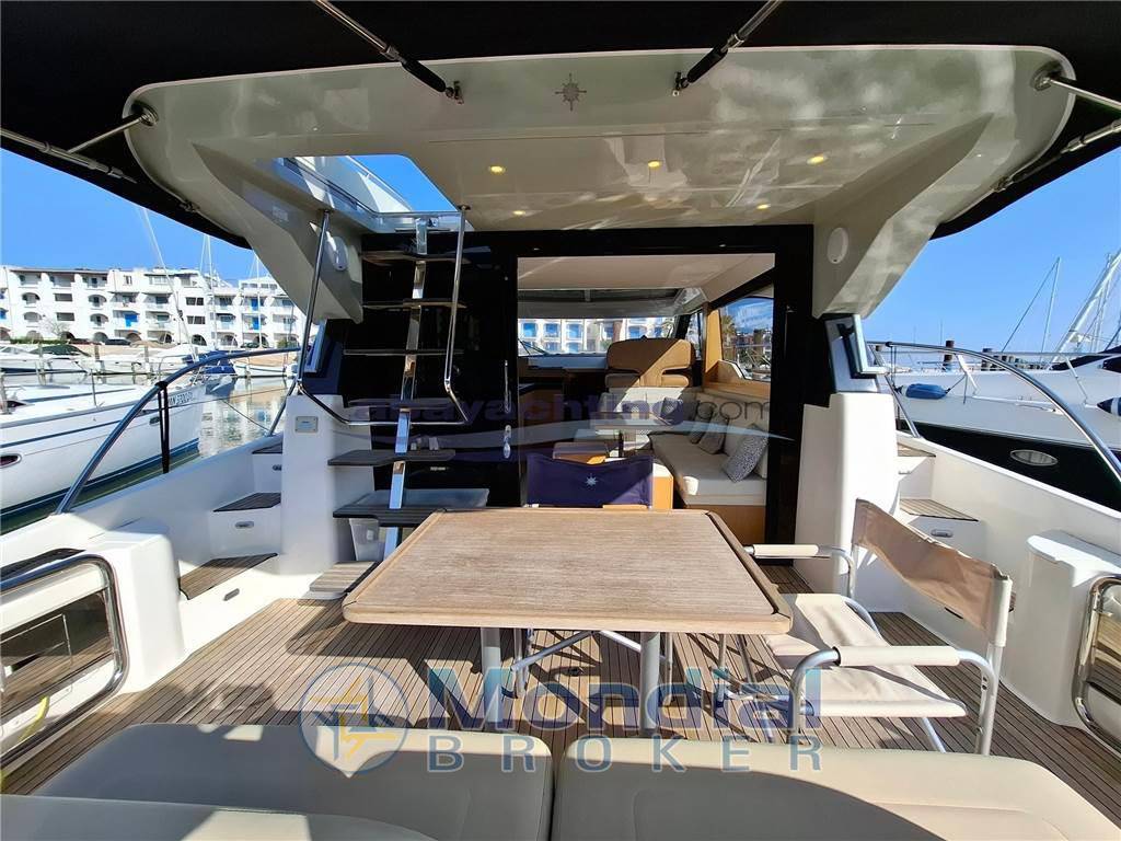 Bavaria yachts Virtess 420 coupe