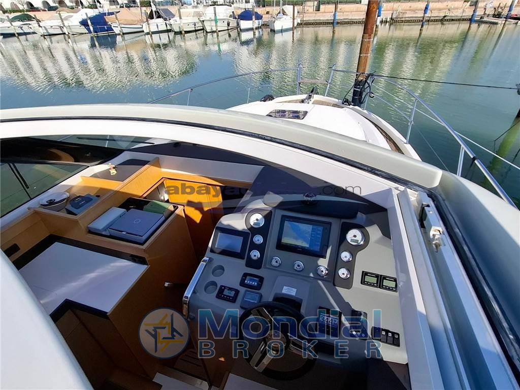 Bavaria yachts Virtess 420 coupe