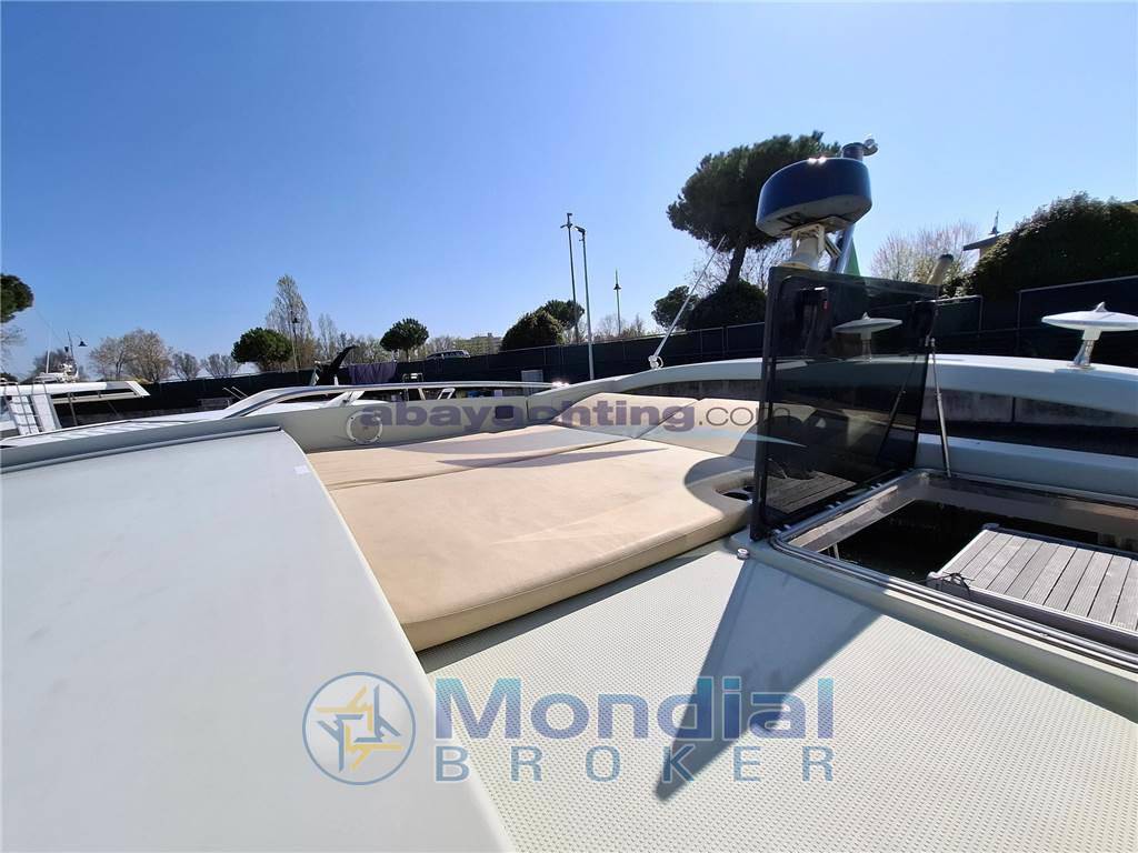 Bavaria yachts Virtess 420 coupe