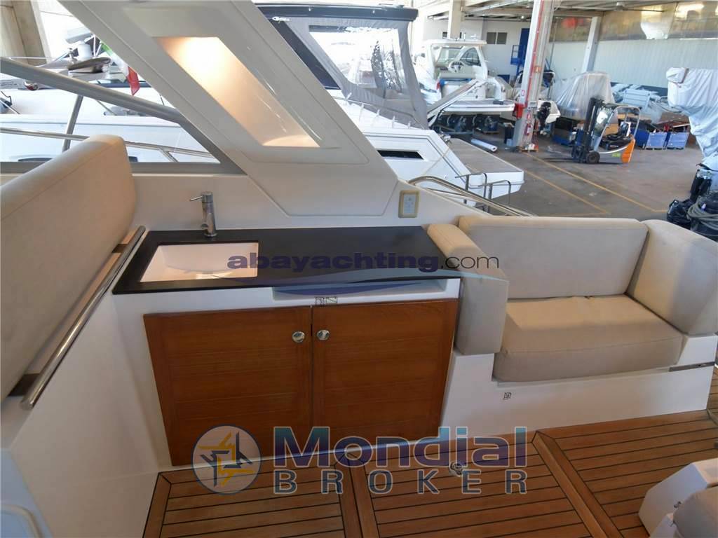 Sealine Sc 35 - sc35 soft top