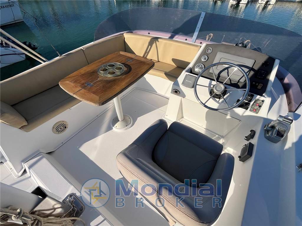 Beneteau Swift trawler 34 fly