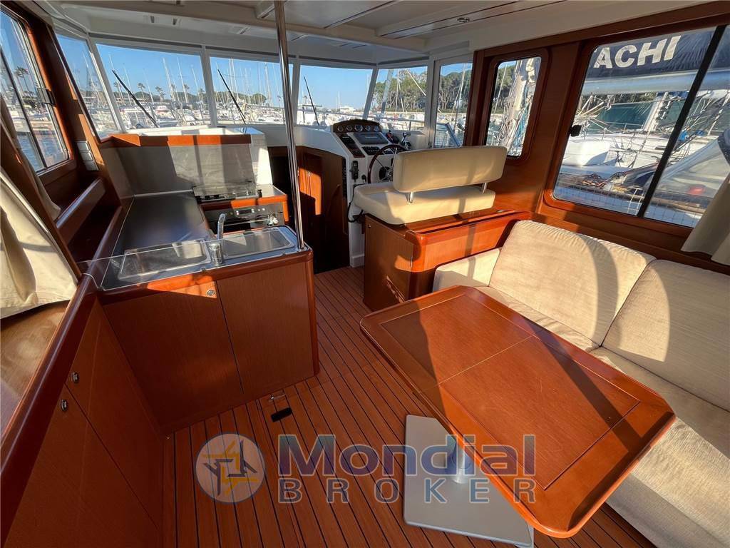 Beneteau Swift trawler 34 fly