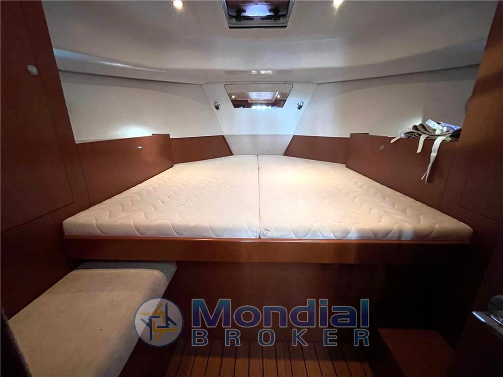 Beneteau Swift trawler 34 fly