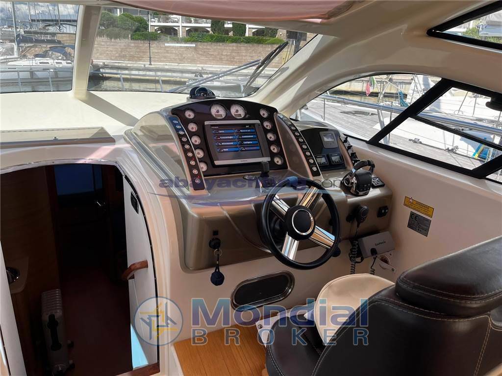 Airon marine 4300 t-top