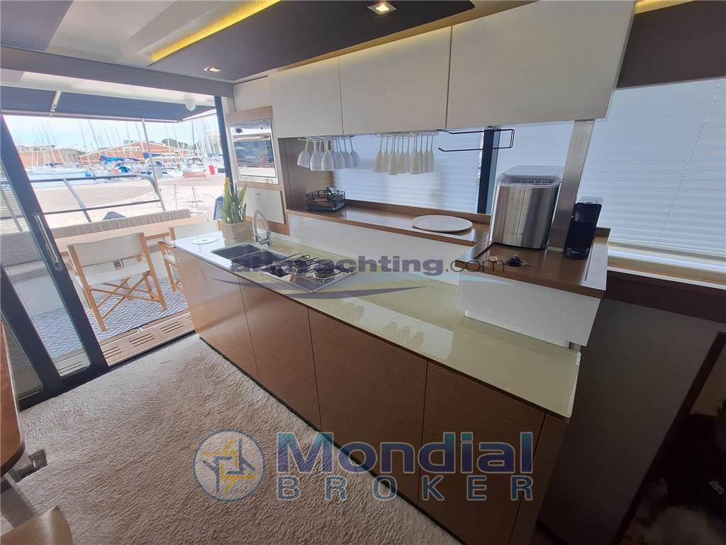 Fountaine pajot My 37