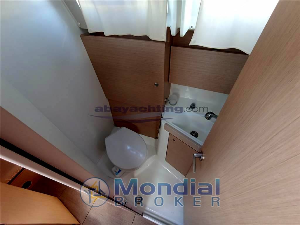 Beneteau Oceanis 38.1