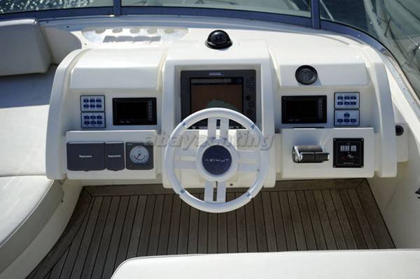Azimut 75