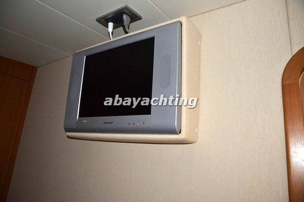 Ferretti 510