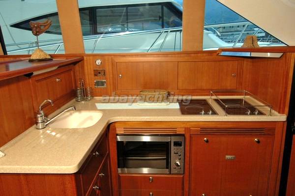 Riviera 51