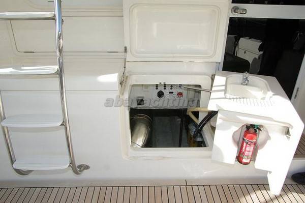 Riviera 51