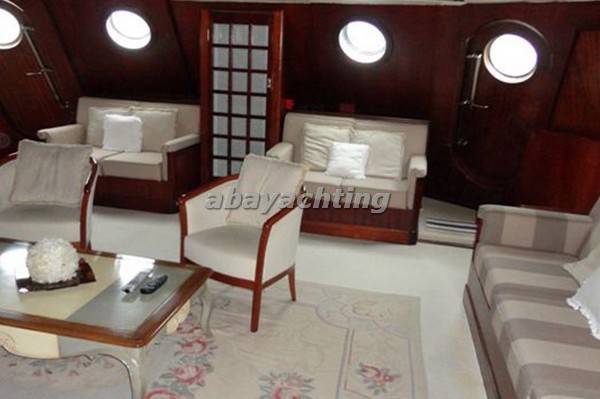 Benetti 30