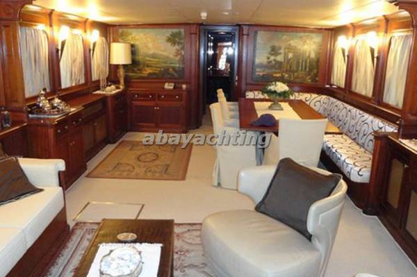 Benetti 30