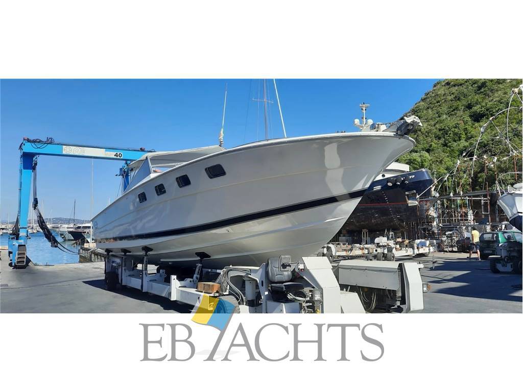 Magnum marine 38 (in charter)