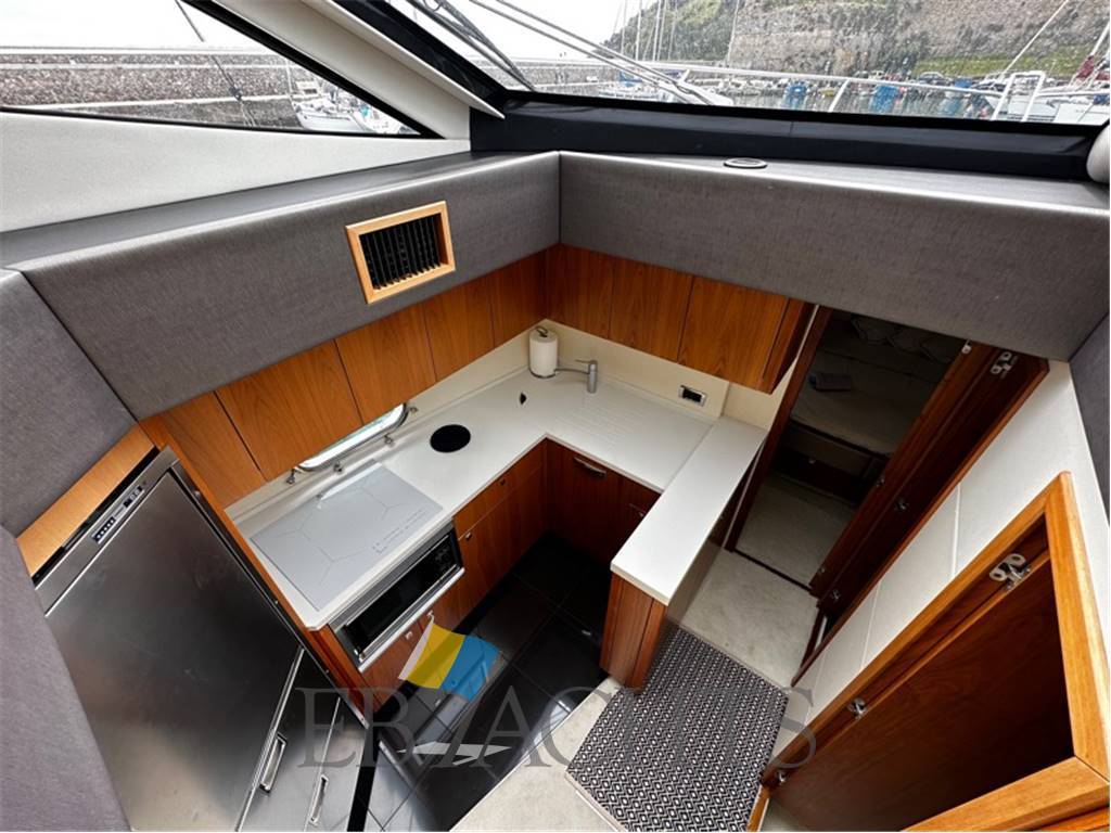 Sunseeker Manhattan 53 (charter)