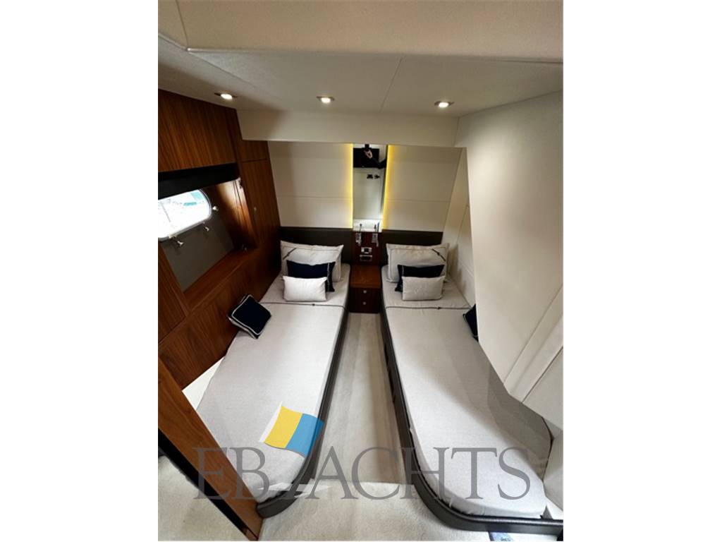 Sunseeker Manhattan 53 (charter)