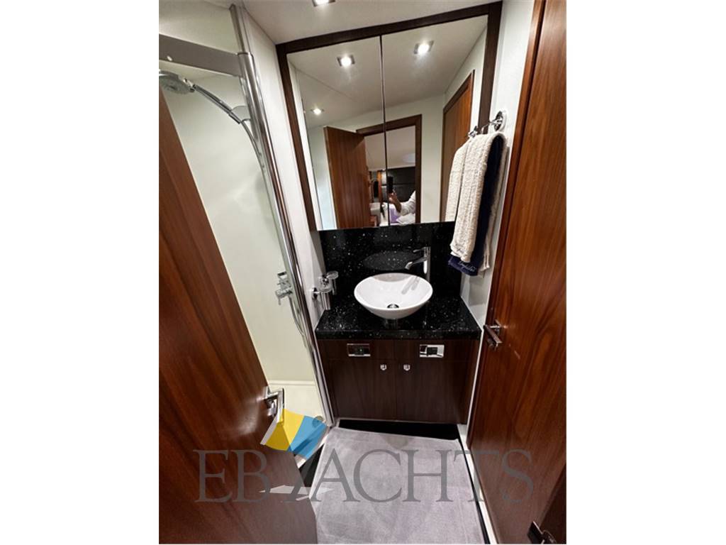 Sunseeker Manhattan 53 (charter)