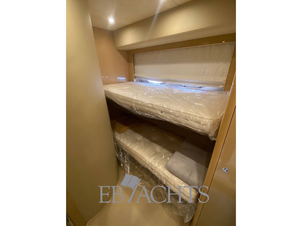 Princess 62 fly