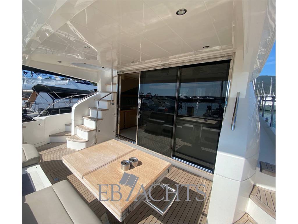 Princess 62 fly