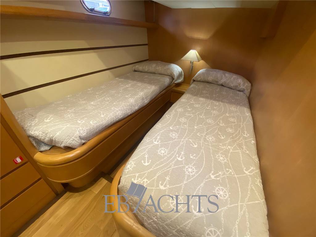 Cantieri estensi Goldstar 560