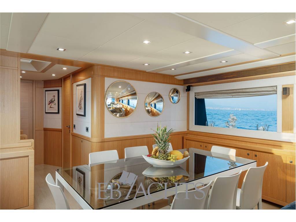 Custom line Navetta 26