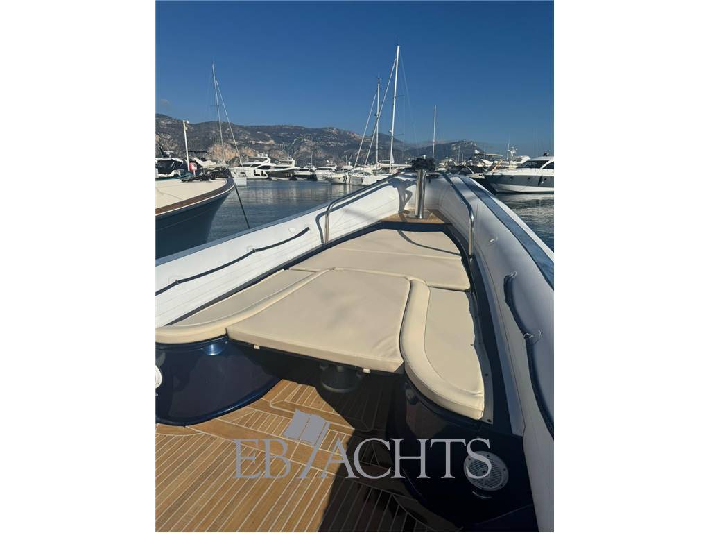 Sea water Convertible 430