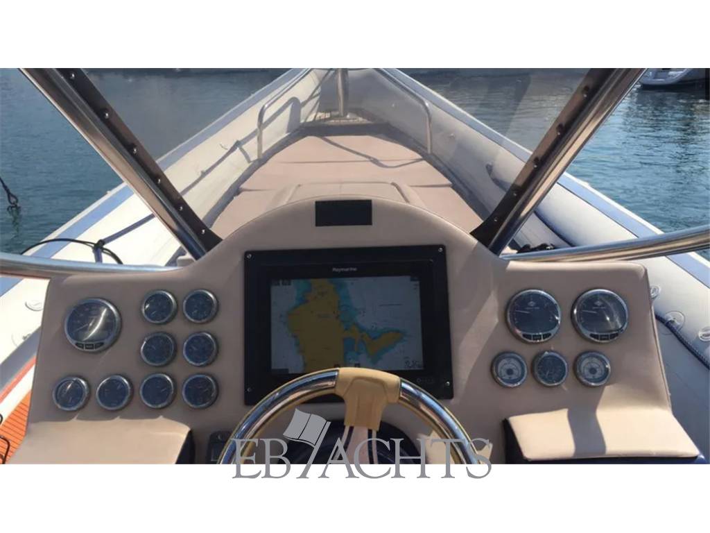 Sea water Convertible 430