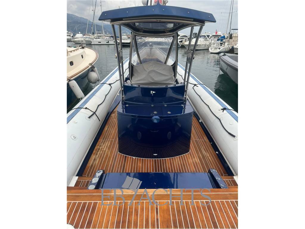 Sea water Convertible 430