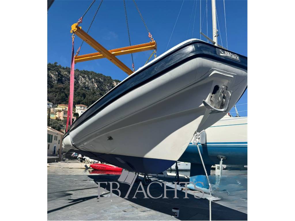 Sea water Convertible 430