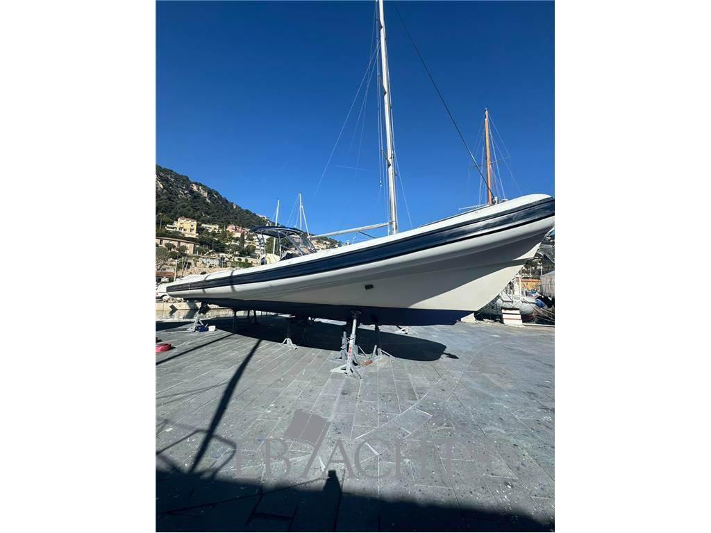 Sea water Convertible 430