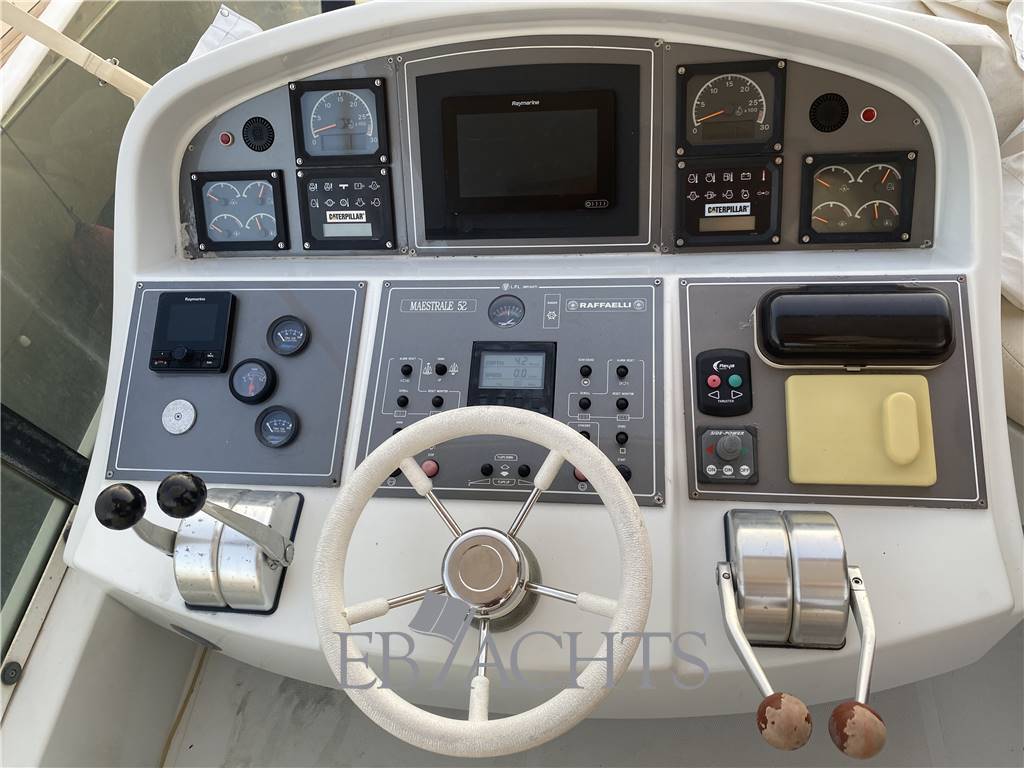 Raffaelli Maestrale 52