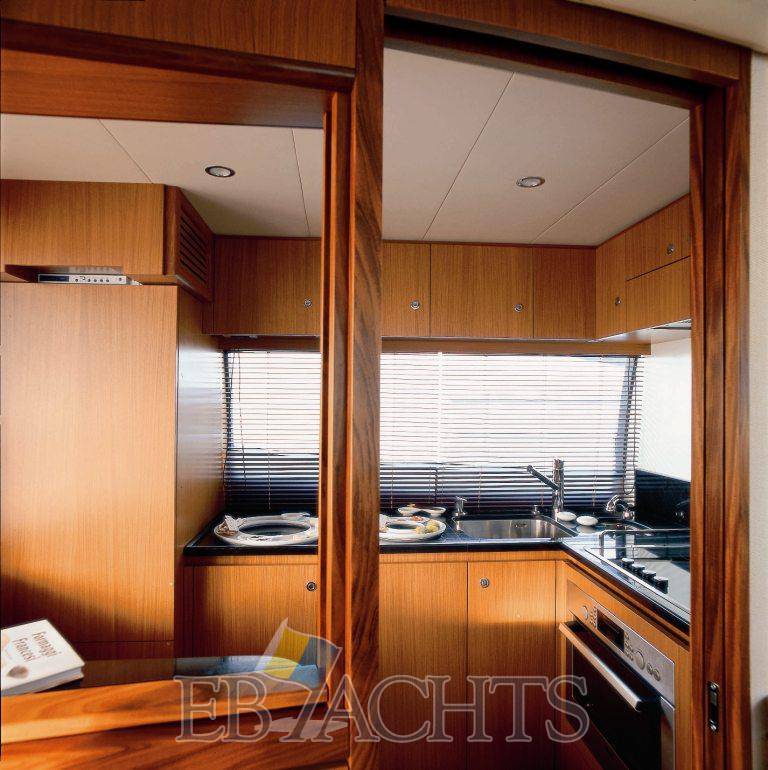 Ferretti yachts 630