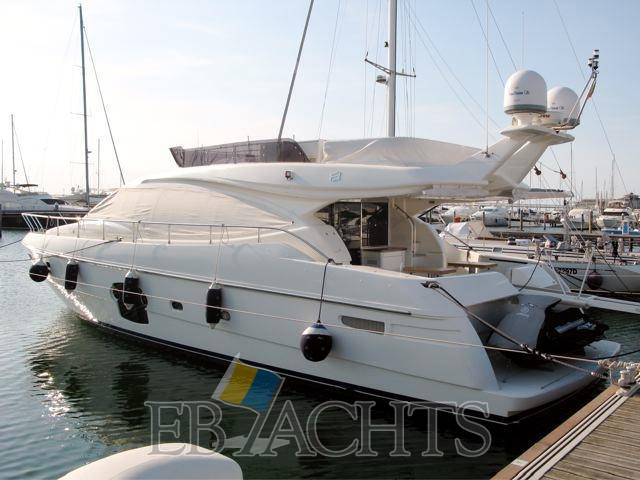 Ferretti yachts 592