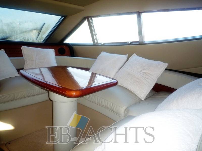 Ferretti yachts 620