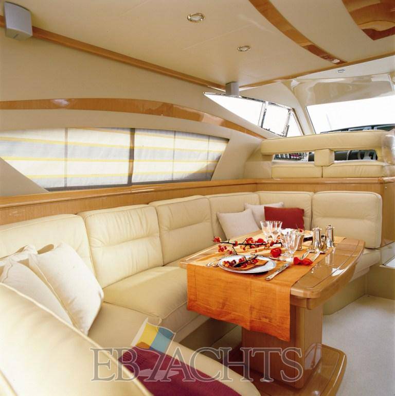 Ferretti yachts 460