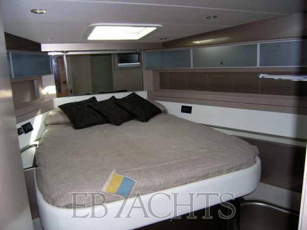 Riva Rivale 52