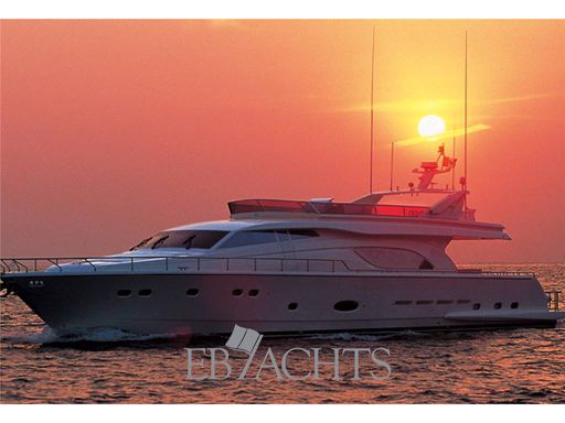 Ferretti yachts 810