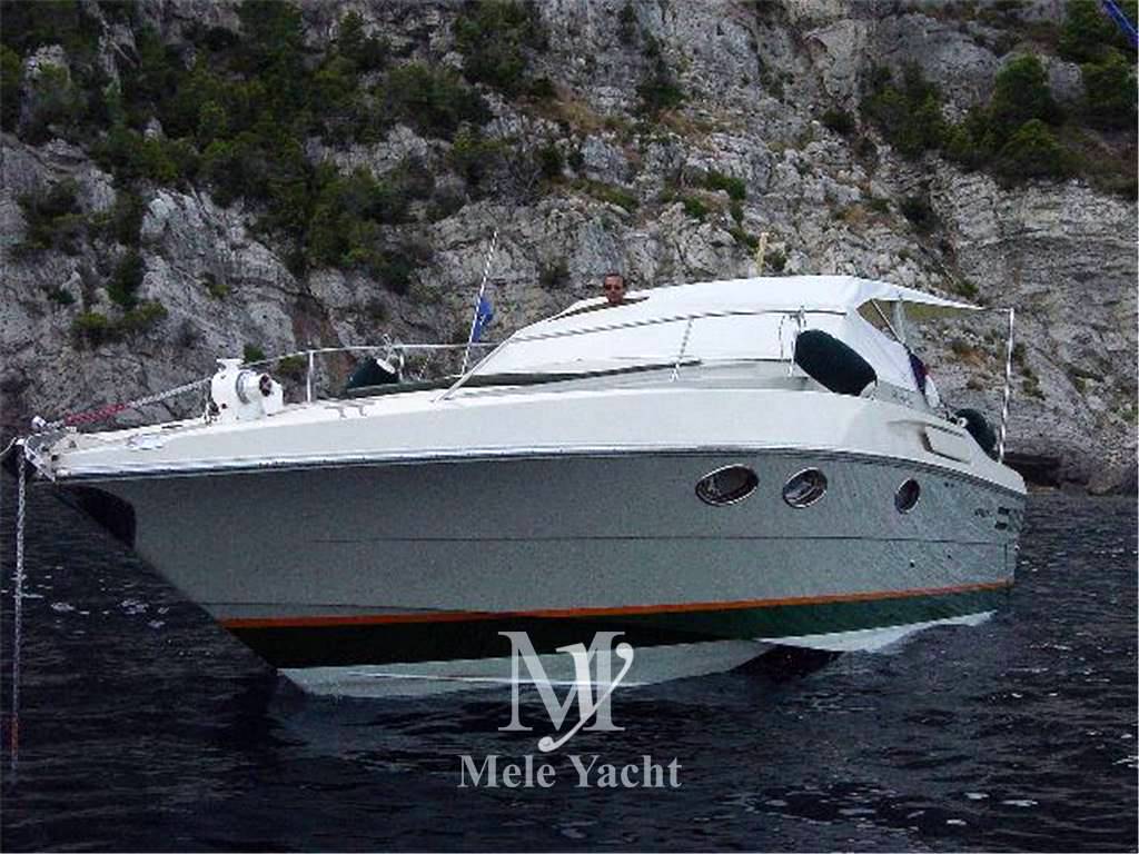 Riva 38 bravo