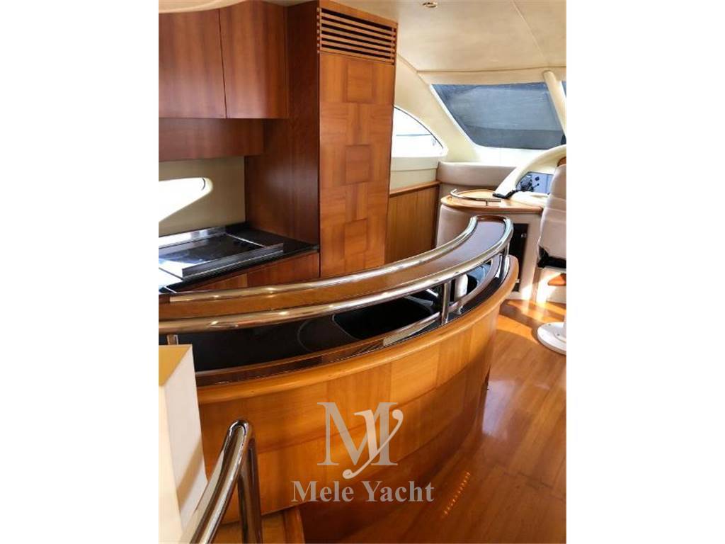 Azimut 62 fly