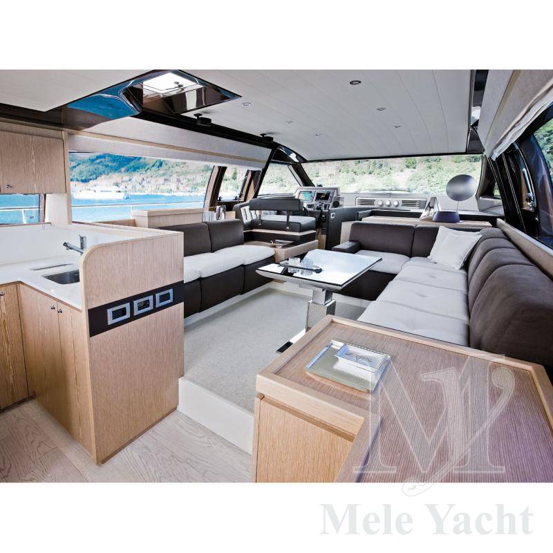Ferretti 570