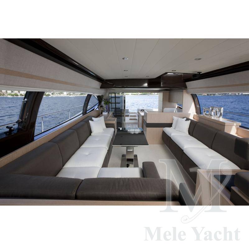Ferretti 570