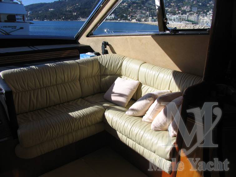 Ferretti 72