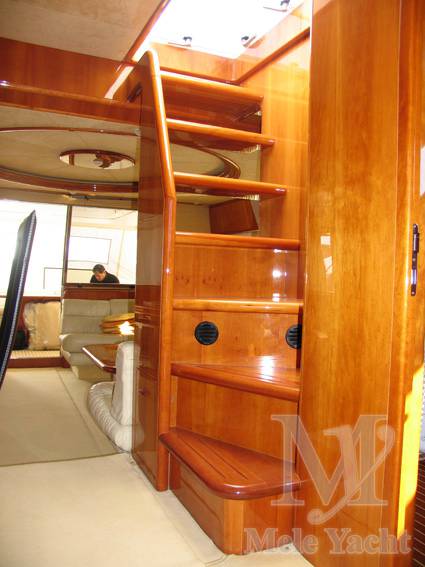 Ferretti 72