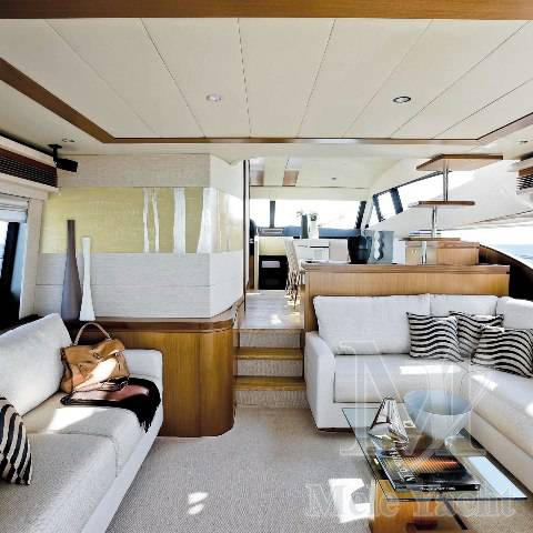 Ferretti yachts 681