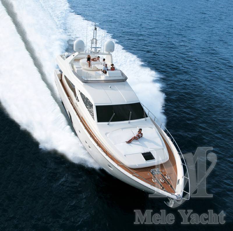 Ferretti 830 hard top
