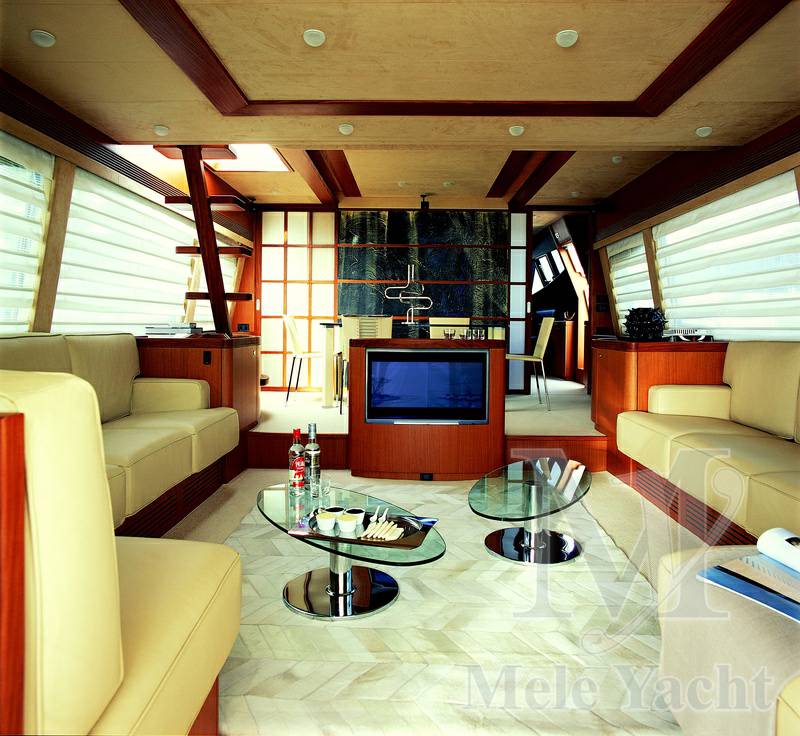 Ferretti 731