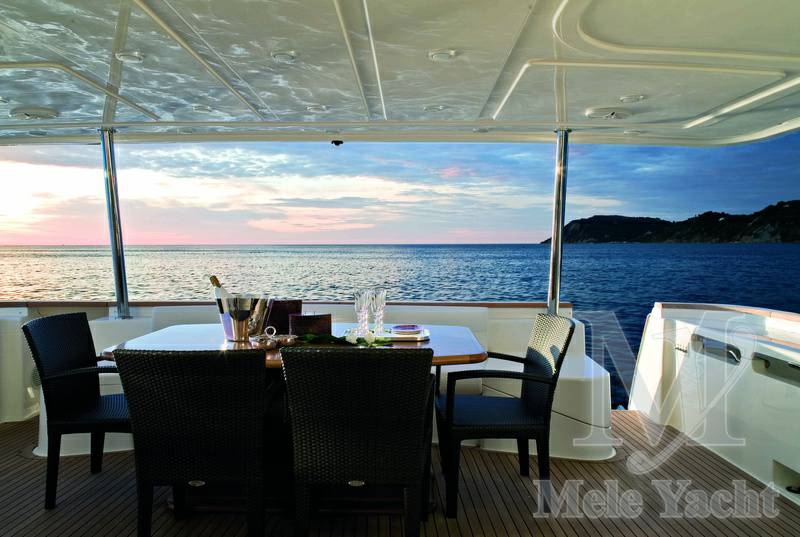 Ferretti Navetta 26