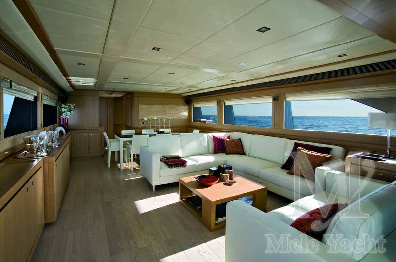 Ferretti Navetta 26